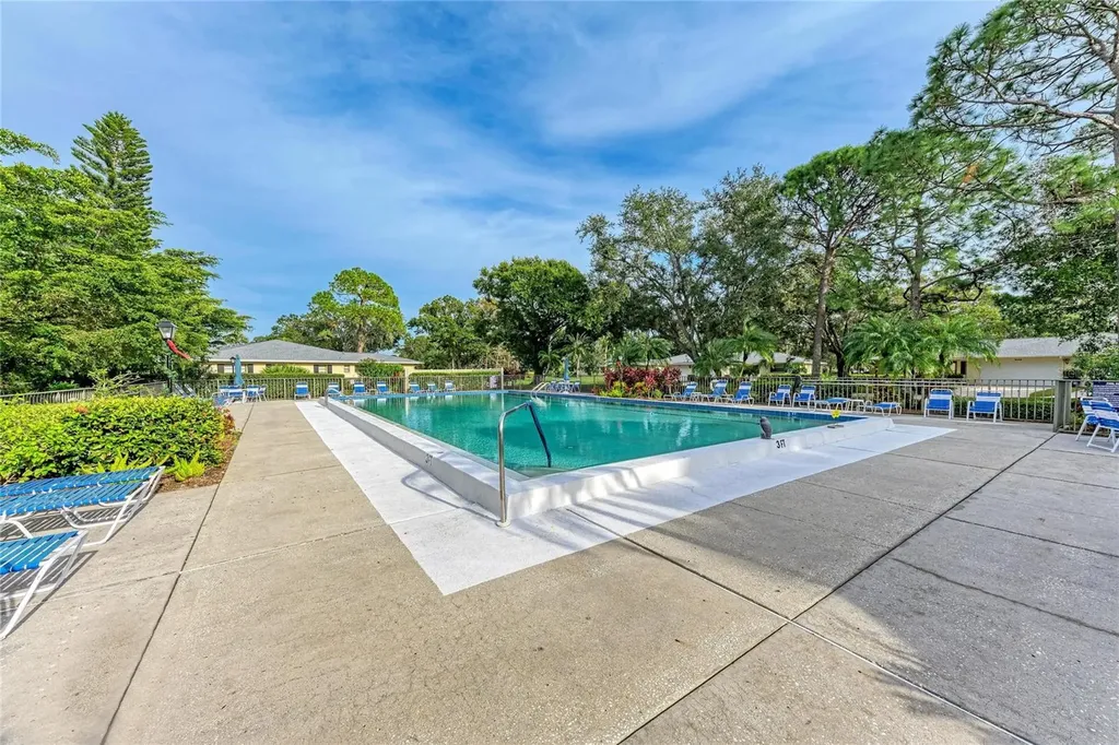 7160 Fairway Bend Circle Sarasota FL 34243