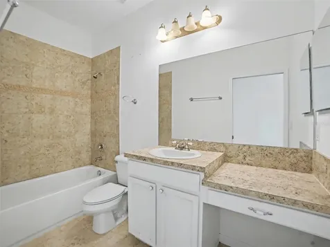 10346 Celtic Ash Drive Ruskin FL 33573