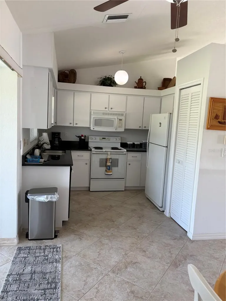 157 Annapolis Lane Rotonda West FL 33947