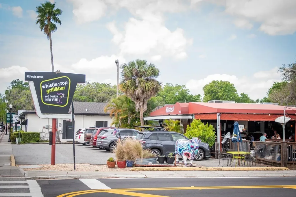 734 2nd Street N Safety Harbor FL 34695