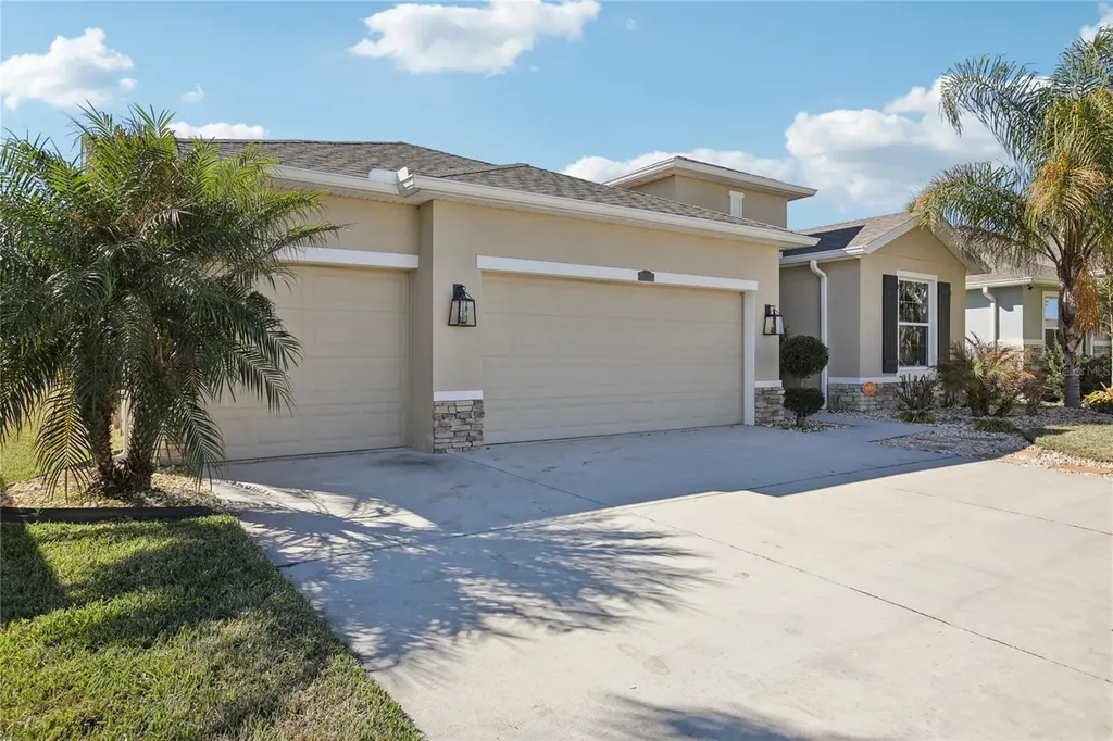 10747 Laxer Cay Loop San Antonio FL 33576