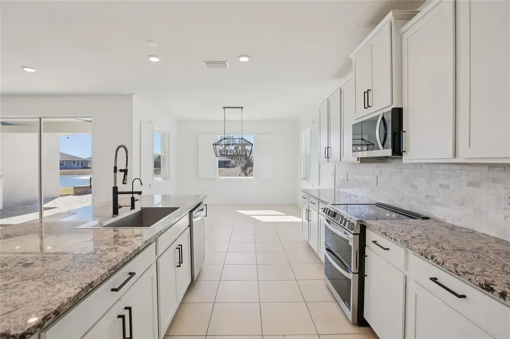 10747 Laxer Cay Loop San Antonio FL 33576