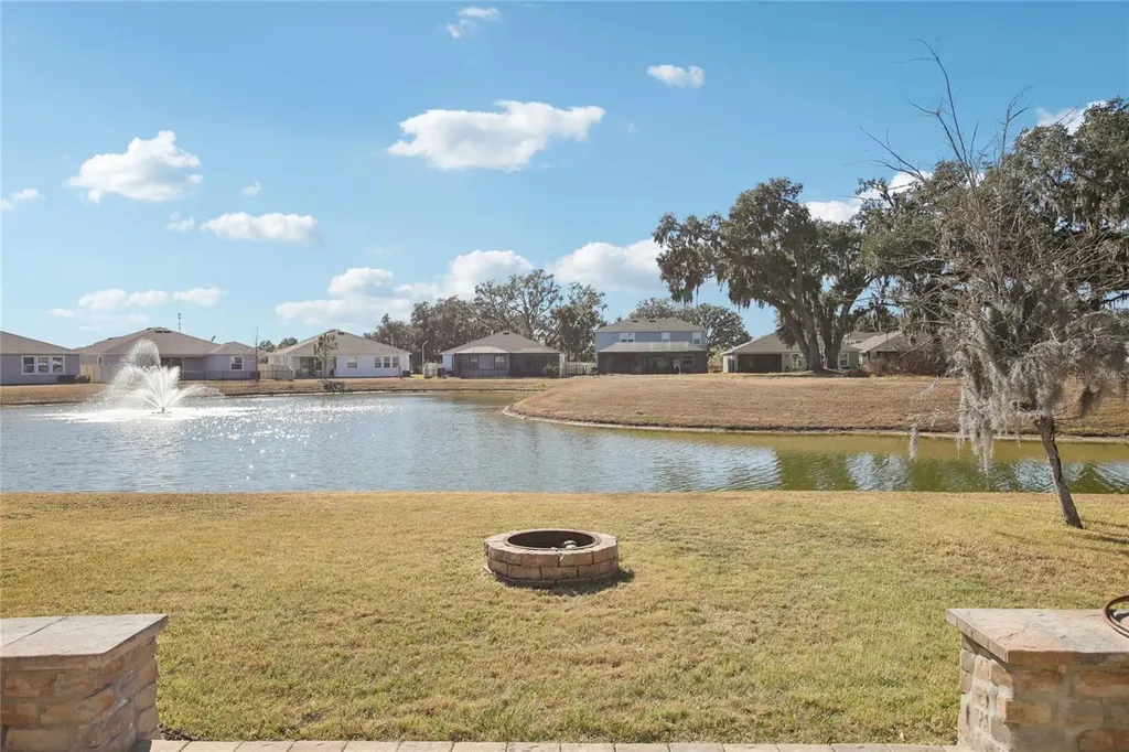 10747 Laxer Cay Loop San Antonio FL 33576