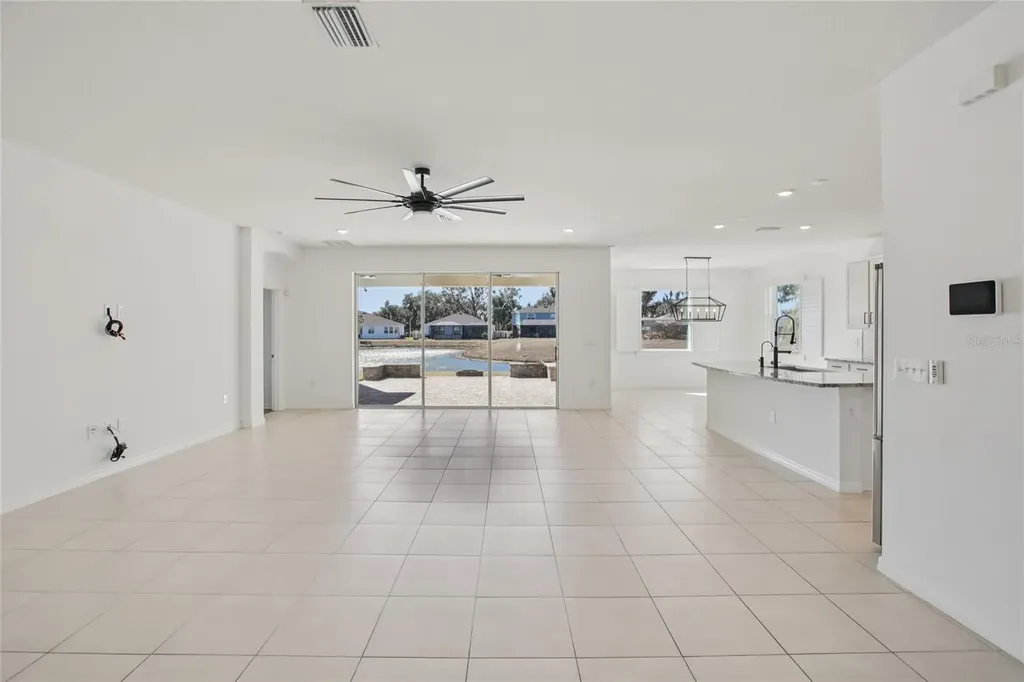 10747 Laxer Cay Loop San Antonio FL 33576