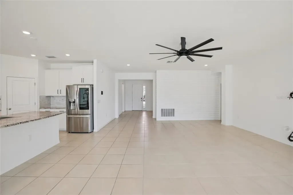 10747 Laxer Cay Loop San Antonio FL 33576