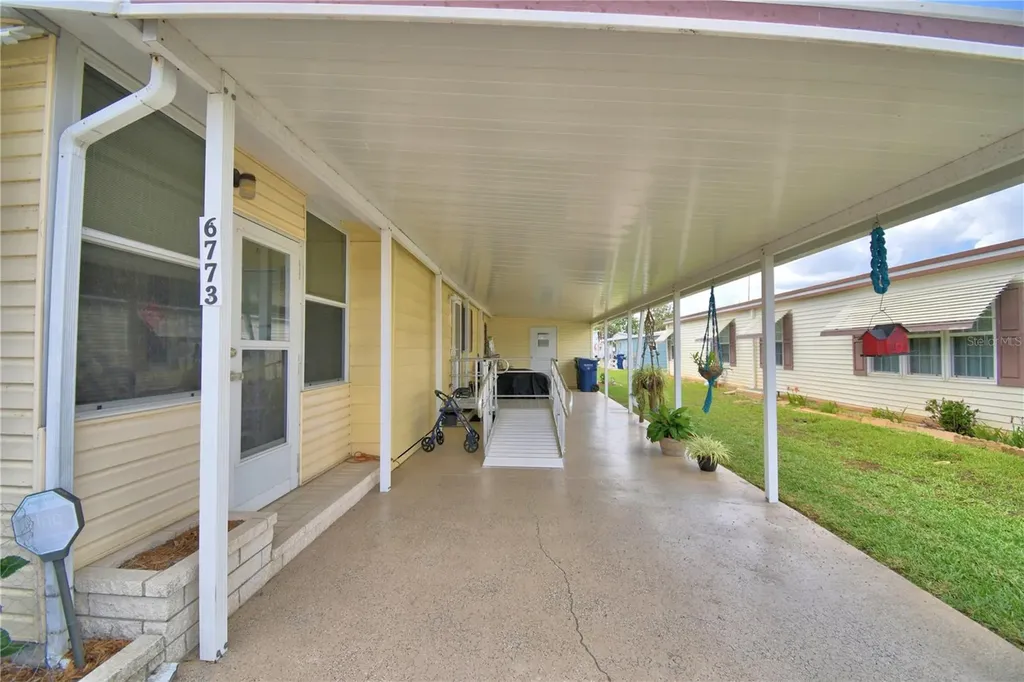 6773 Brentwood Drive NE Winter Haven FL 33881