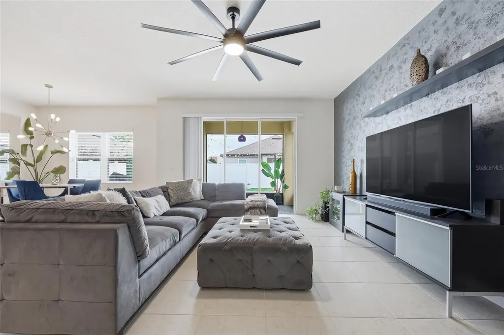 2864 Running Brook Circle Kissimmee FL 34744