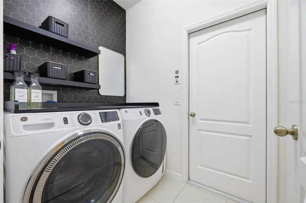 2864 Running Brook Circle Kissimmee FL 34744