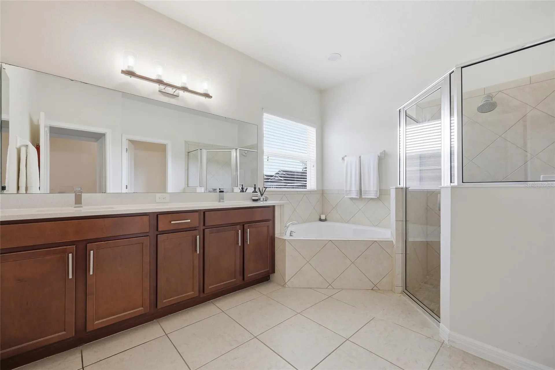 2864 Running Brook Circle Kissimmee FL 34744