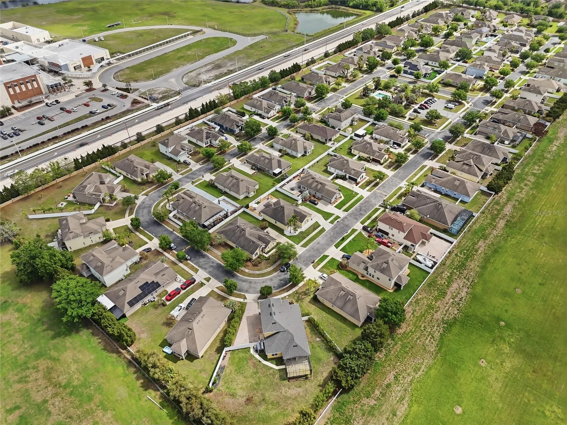 2864 Running Brook Circle Kissimmee FL 34744