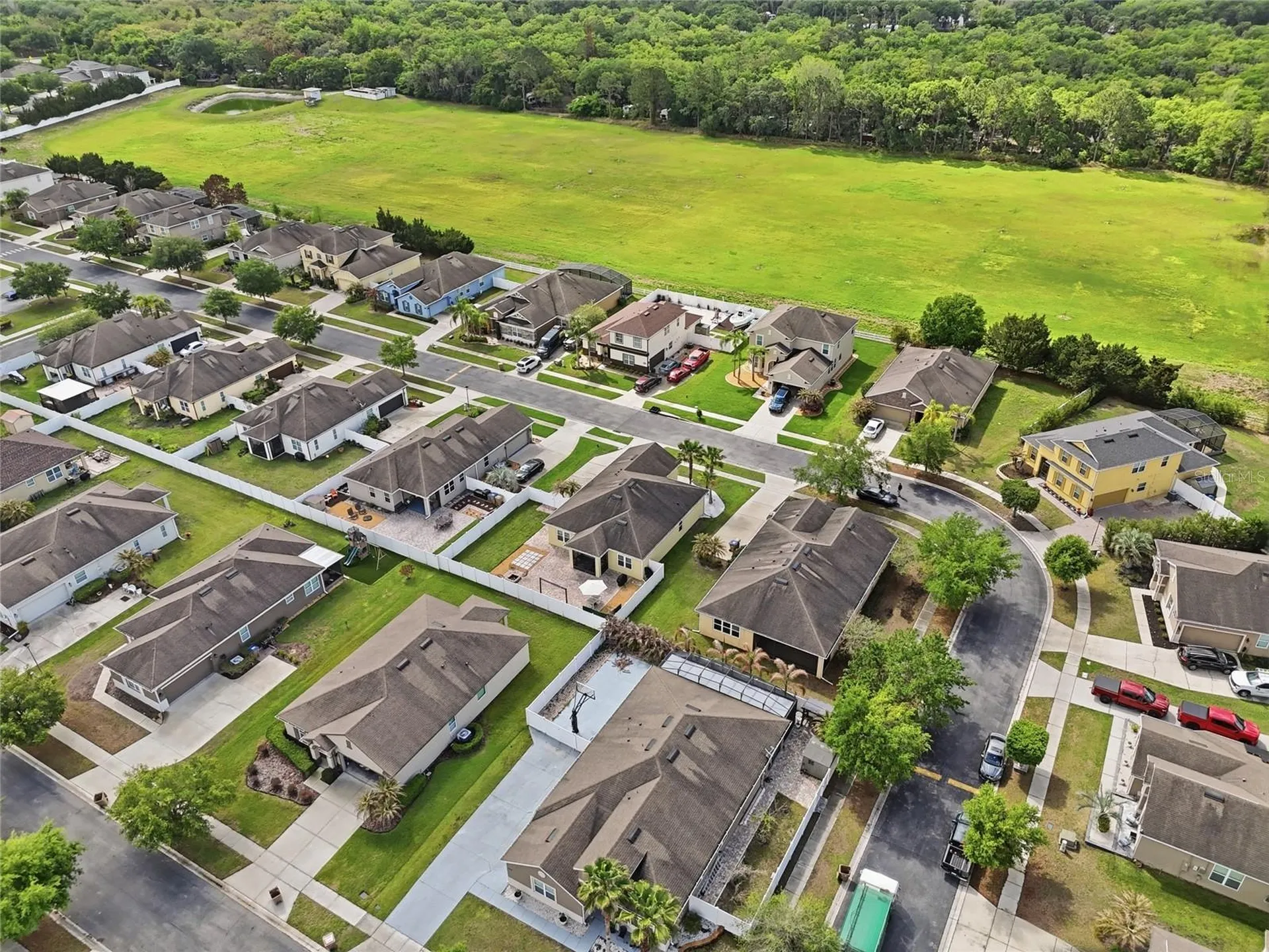 2864 Running Brook Circle Kissimmee FL 34744