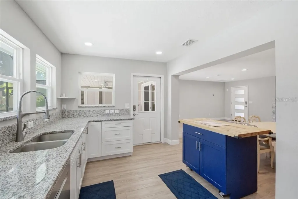 1023 Idlewild Drive N Dunedin FL 34698