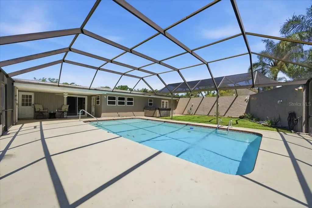 1023 Idlewild Drive N Dunedin FL 34698