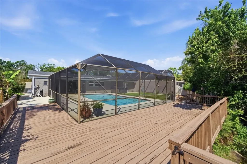 1023 Idlewild Drive N Dunedin FL 34698