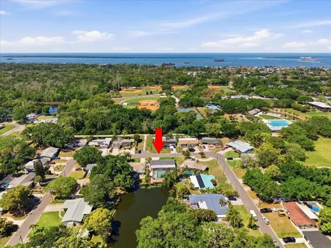 1023 Idlewild Drive N Dunedin FL 34698
