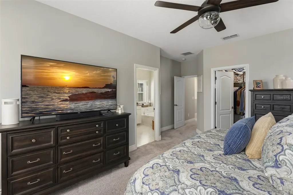 8189 Laureate Boulevard Orlando FL 32827