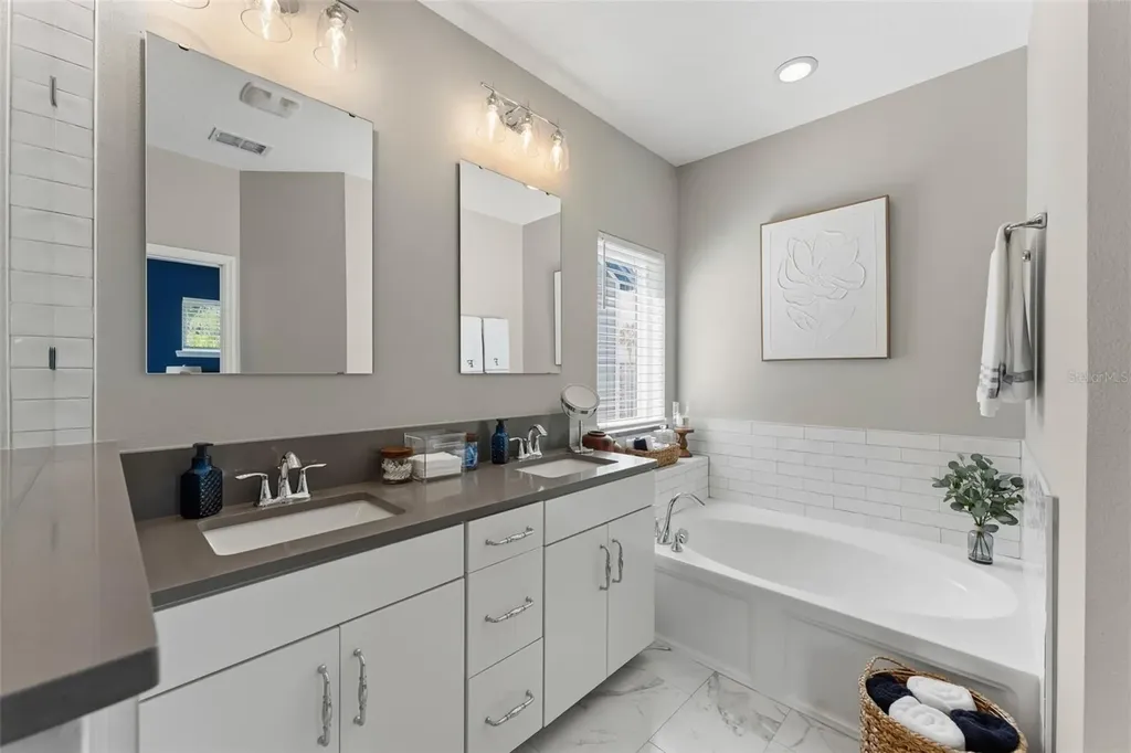 8189 Laureate Boulevard Orlando FL 32827