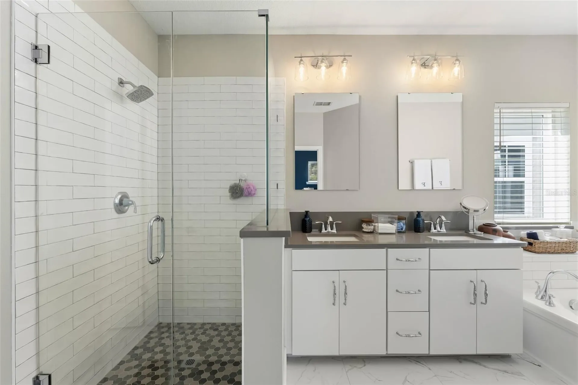 8189 Laureate Boulevard Orlando FL 32827