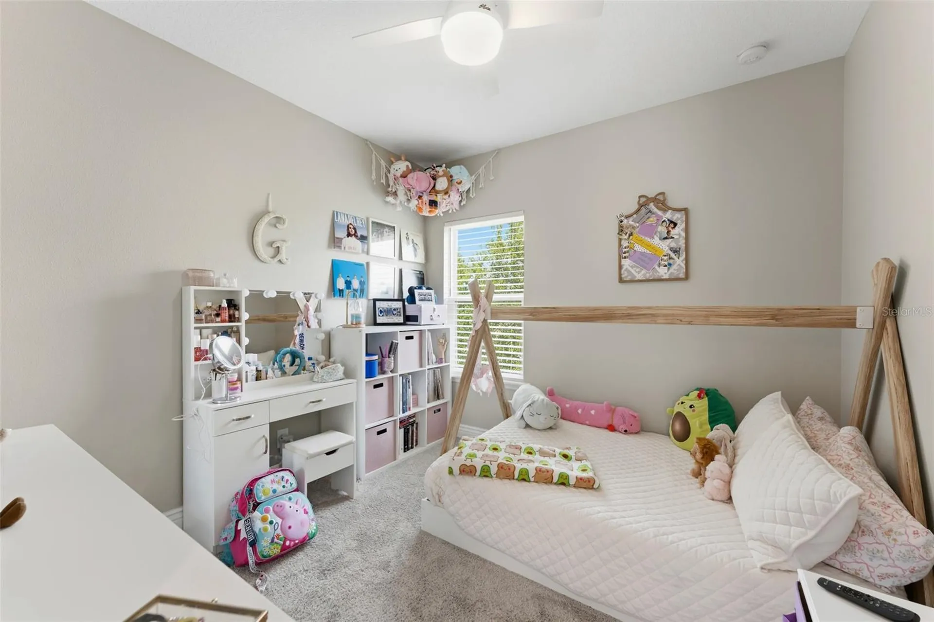 8189 Laureate Boulevard Orlando FL 32827