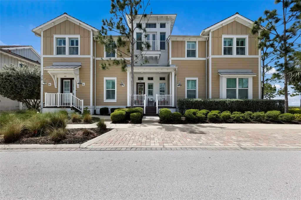 318 Compass Point Drive Bradenton FL 34209