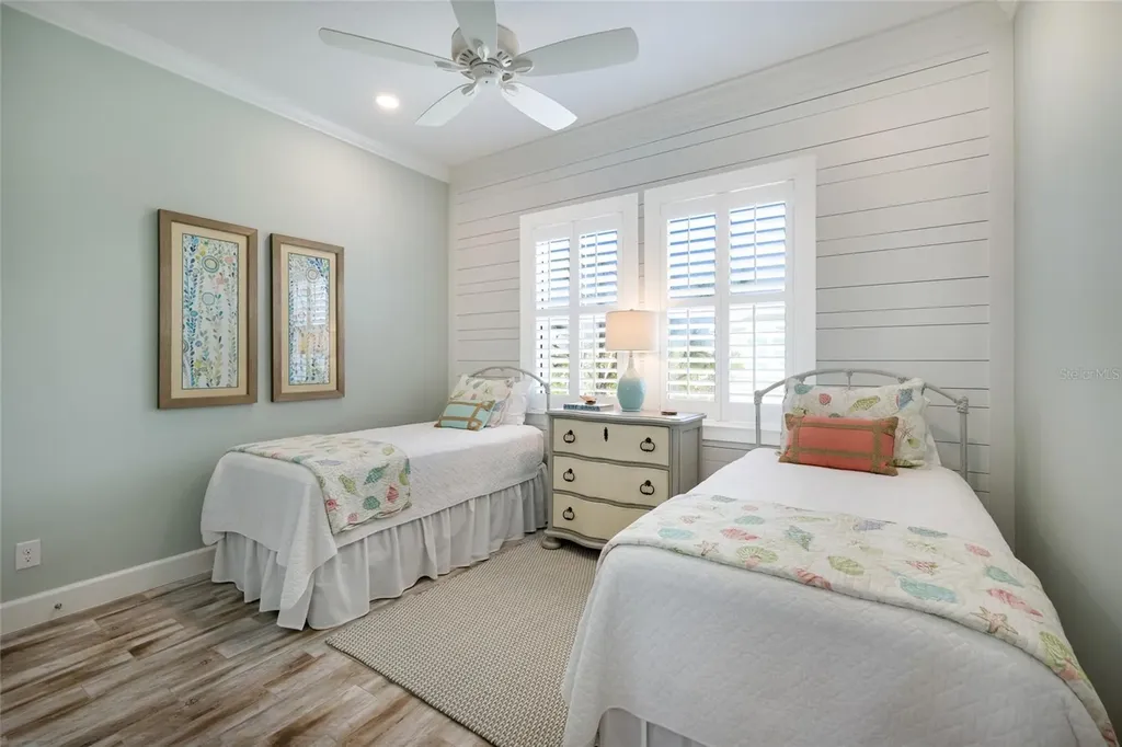 318 Compass Point Drive Bradenton FL 34209