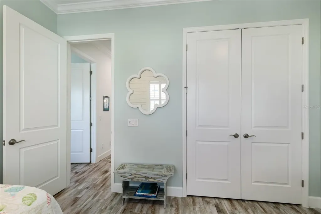 318 Compass Point Drive Bradenton FL 34209