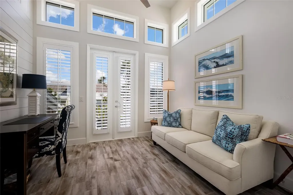 318 Compass Point Drive Bradenton FL 34209