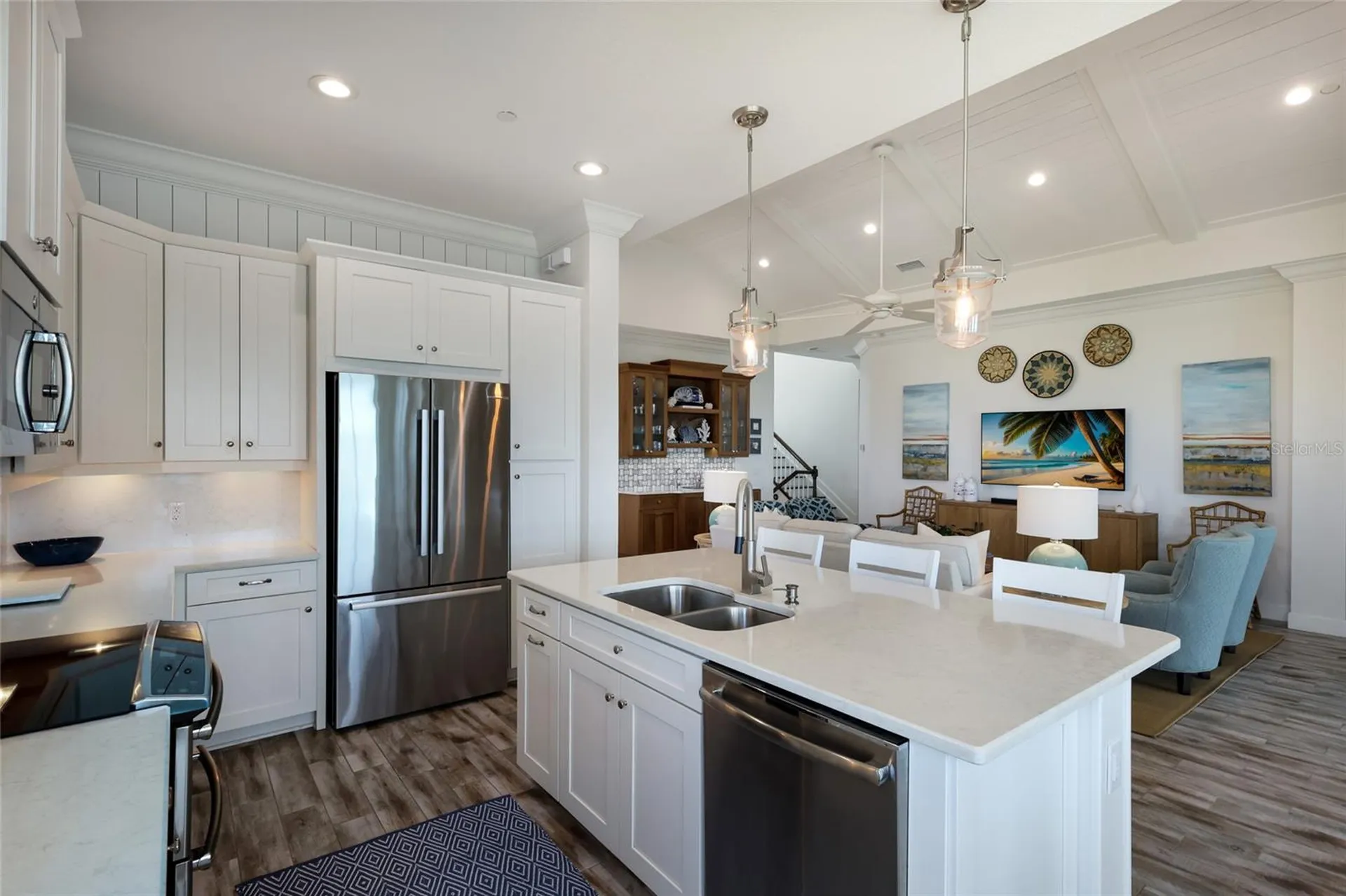 318 Compass Point Drive Bradenton FL 34209