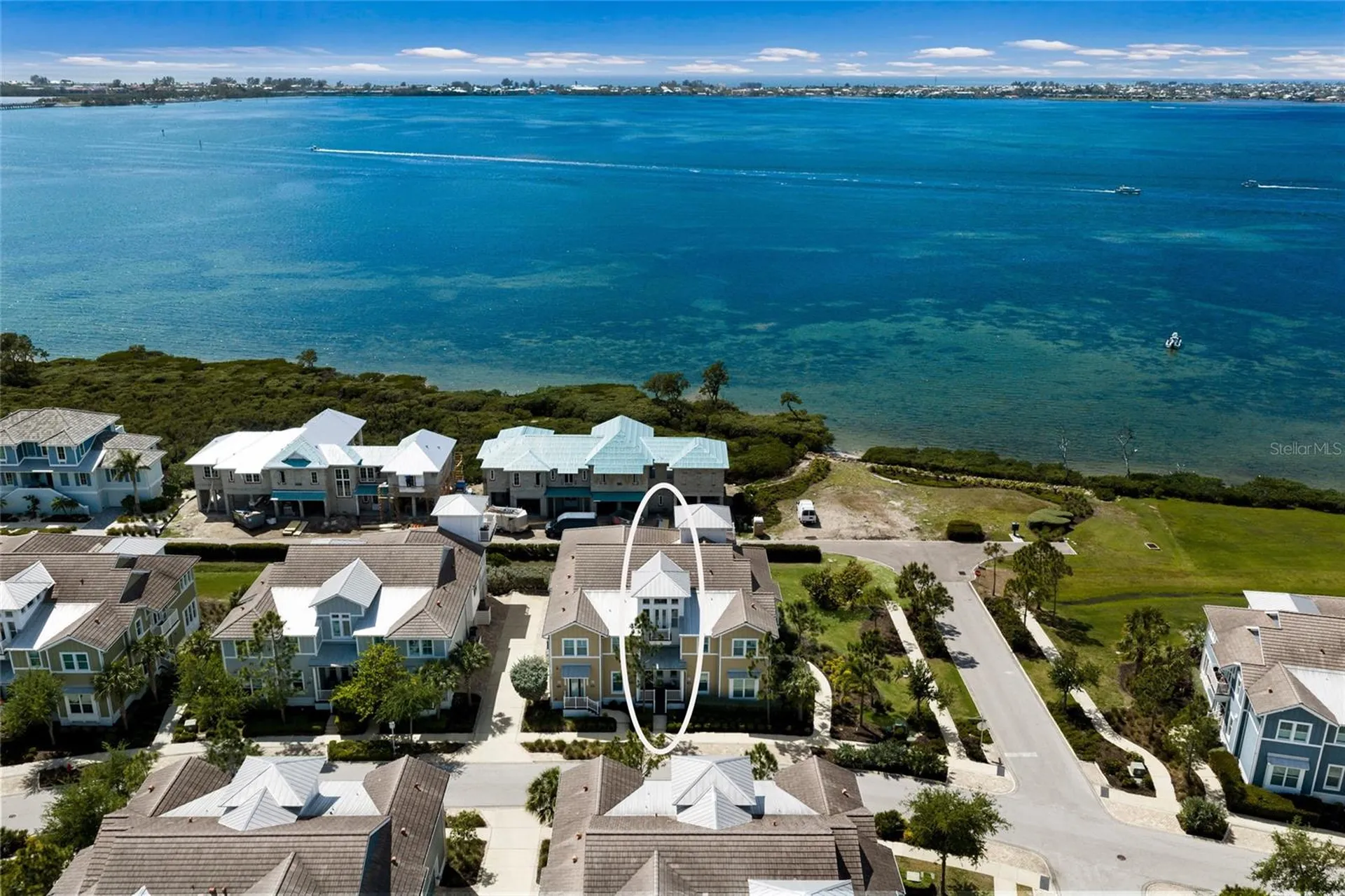 318 Compass Point Drive Bradenton FL 34209