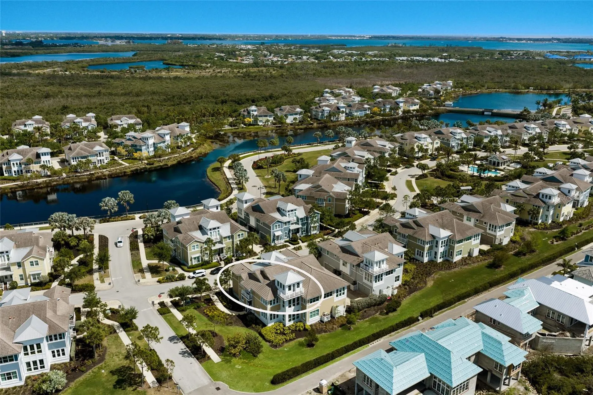 318 Compass Point Drive Bradenton FL 34209