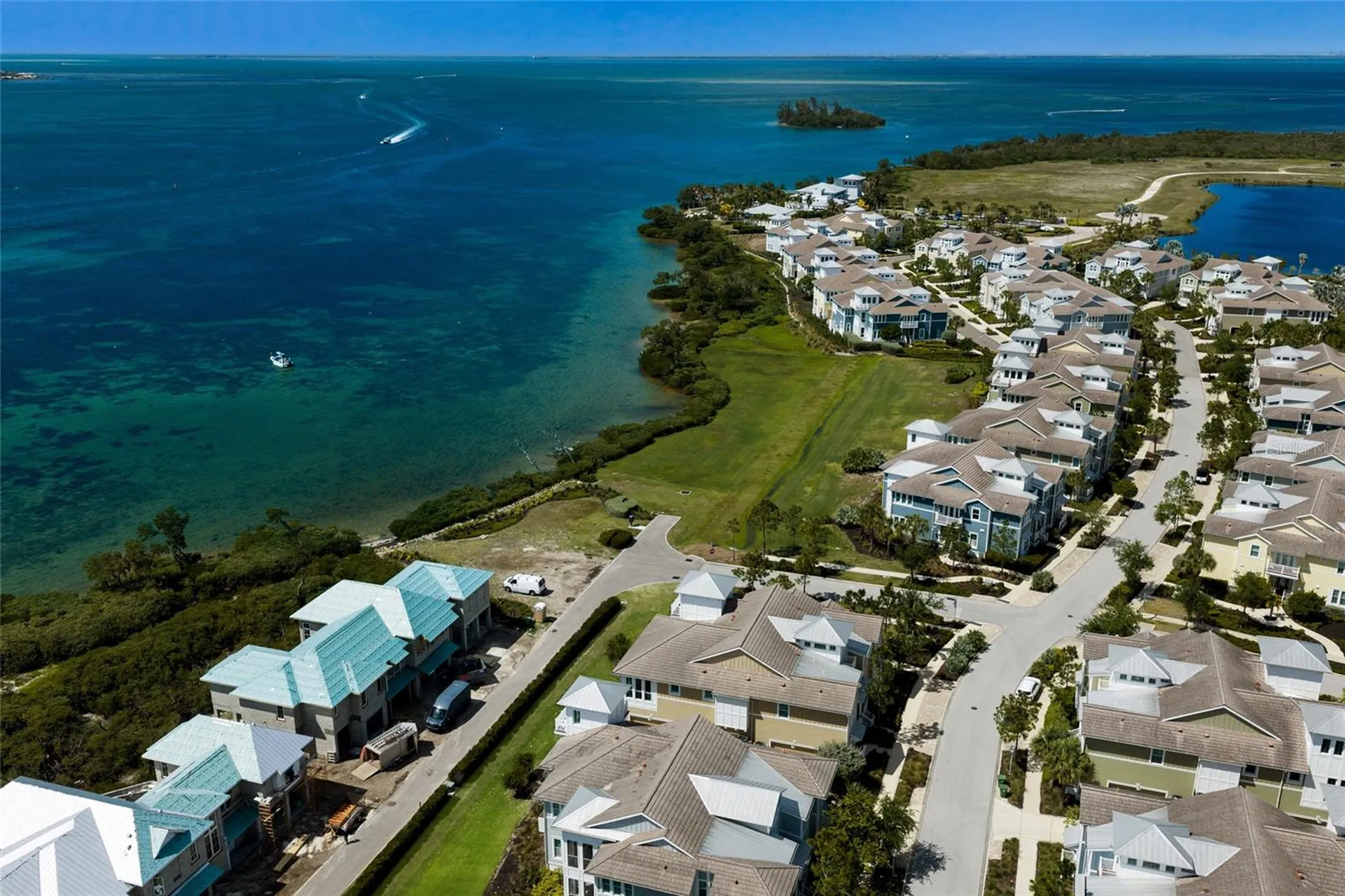 318 Compass Point Drive Bradenton FL 34209