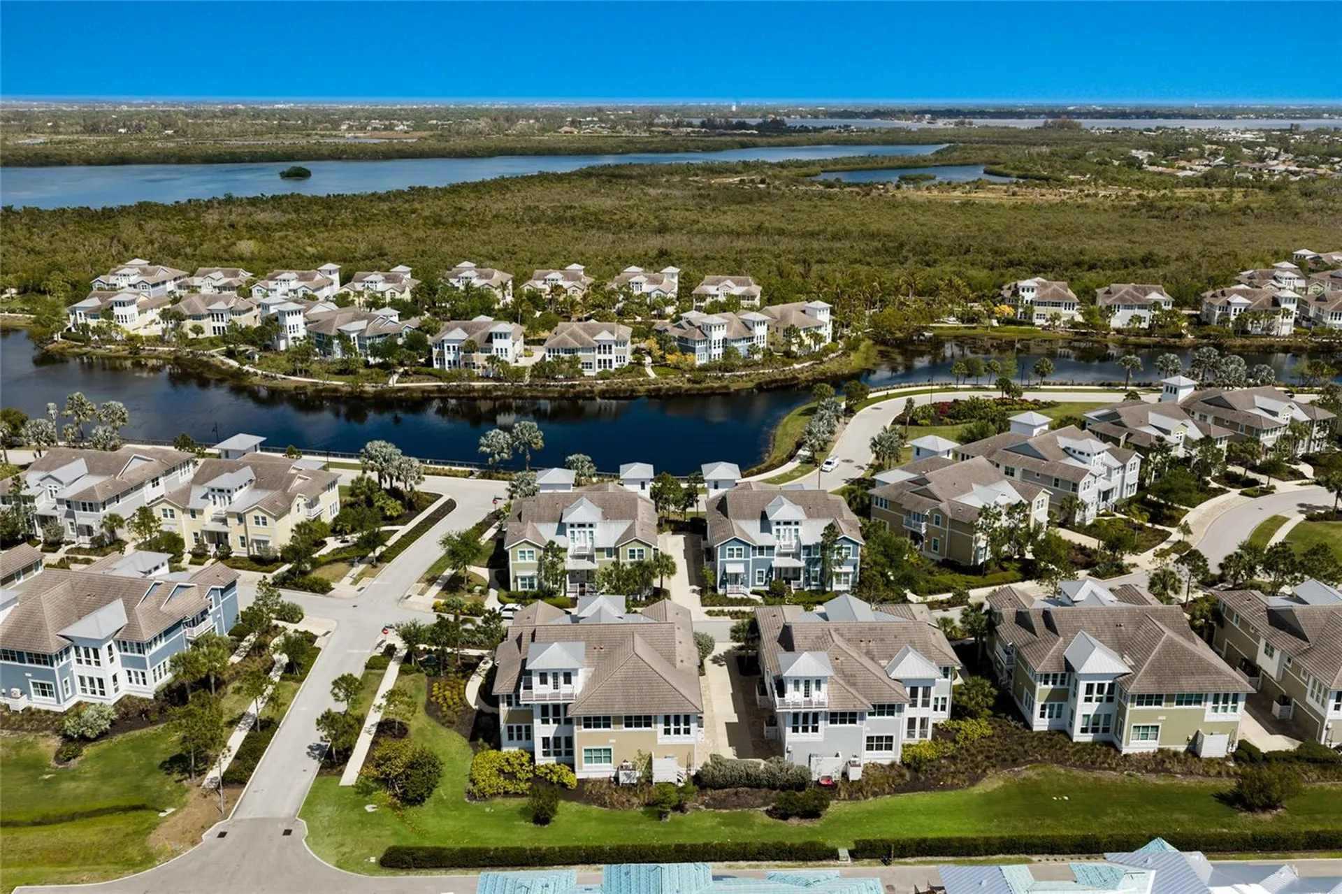 318 Compass Point Drive Bradenton FL 34209