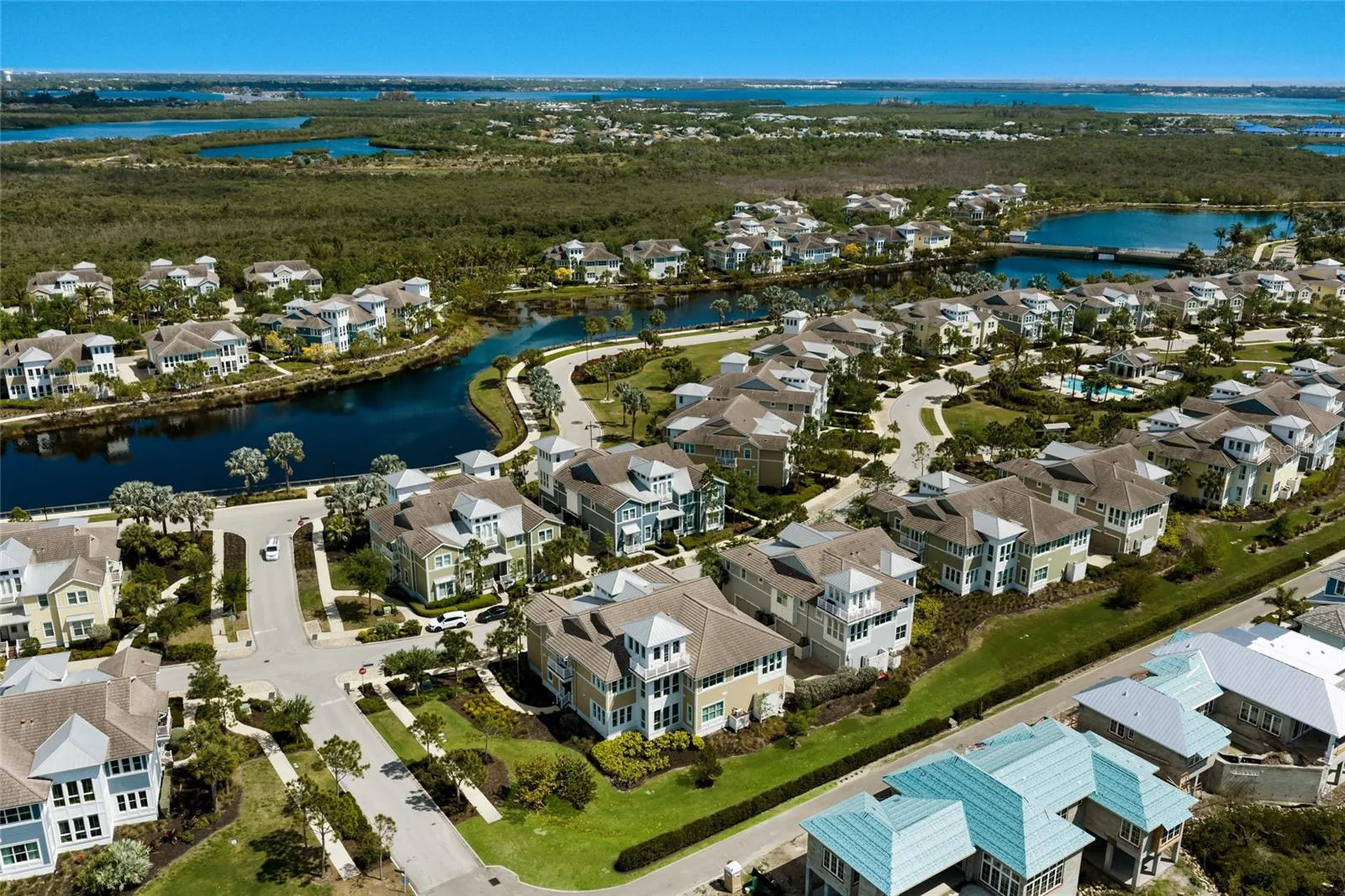 318 Compass Point Drive Bradenton FL 34209
