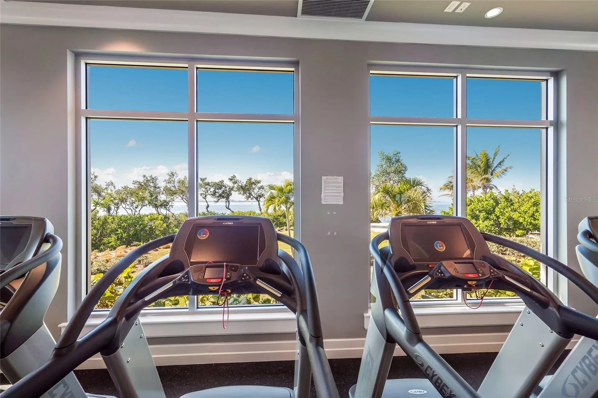 318 Compass Point Drive Bradenton FL 34209
