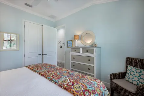 318 Compass Point Drive Bradenton FL 34209
