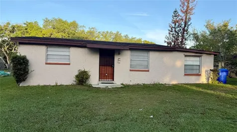 724 Lincoln Street Kissimmee FL 34741