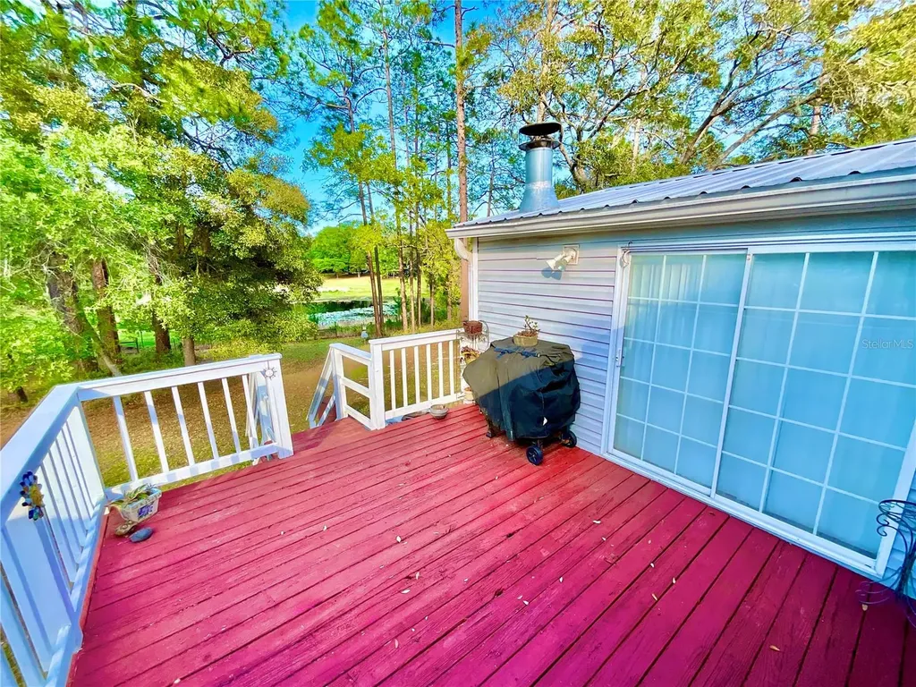 129 Crystal Lake Drive Melrose FL 32666