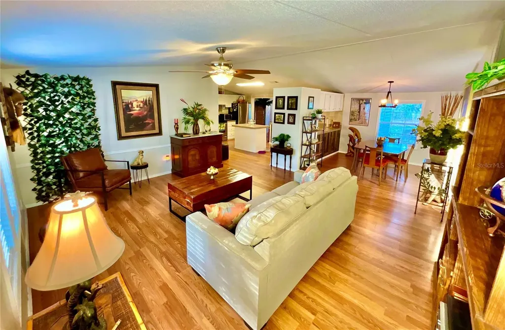 129 Crystal Lake Drive Melrose FL 32666