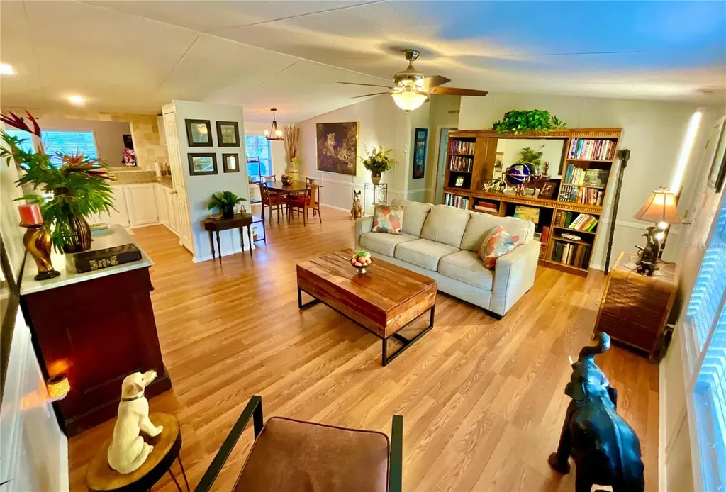 129 Crystal Lake Drive Melrose FL 32666