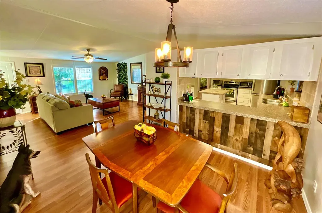 129 Crystal Lake Drive Melrose FL 32666