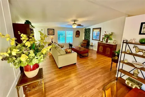 129 Crystal Lake Drive Melrose FL 32666