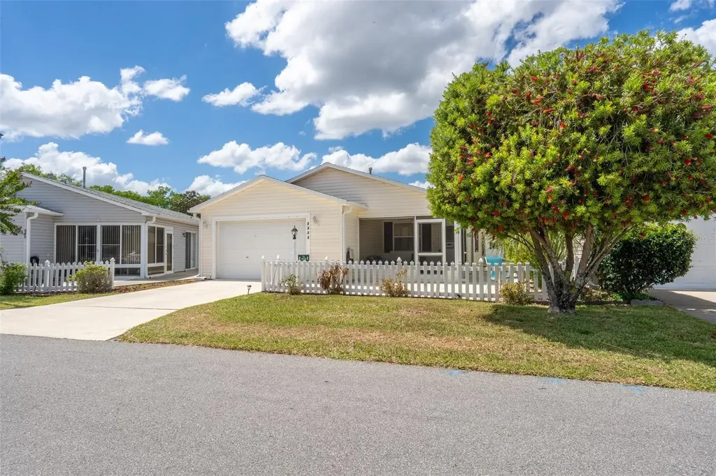 3273 Riverton Road The Villages FL 32162