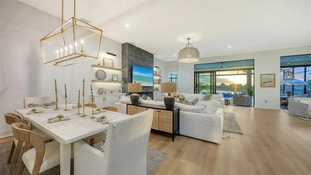 4513 Mondrian Court Sarasota FL 34240