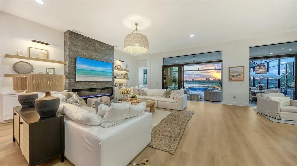 4513 Mondrian Court Sarasota FL 34240