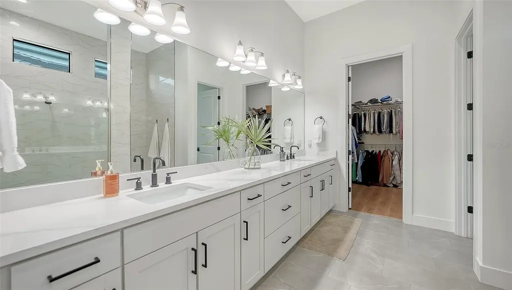 4513 Mondrian Court Sarasota FL 34240