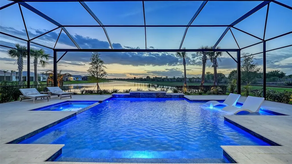 4513 Mondrian Court Sarasota FL 34240
