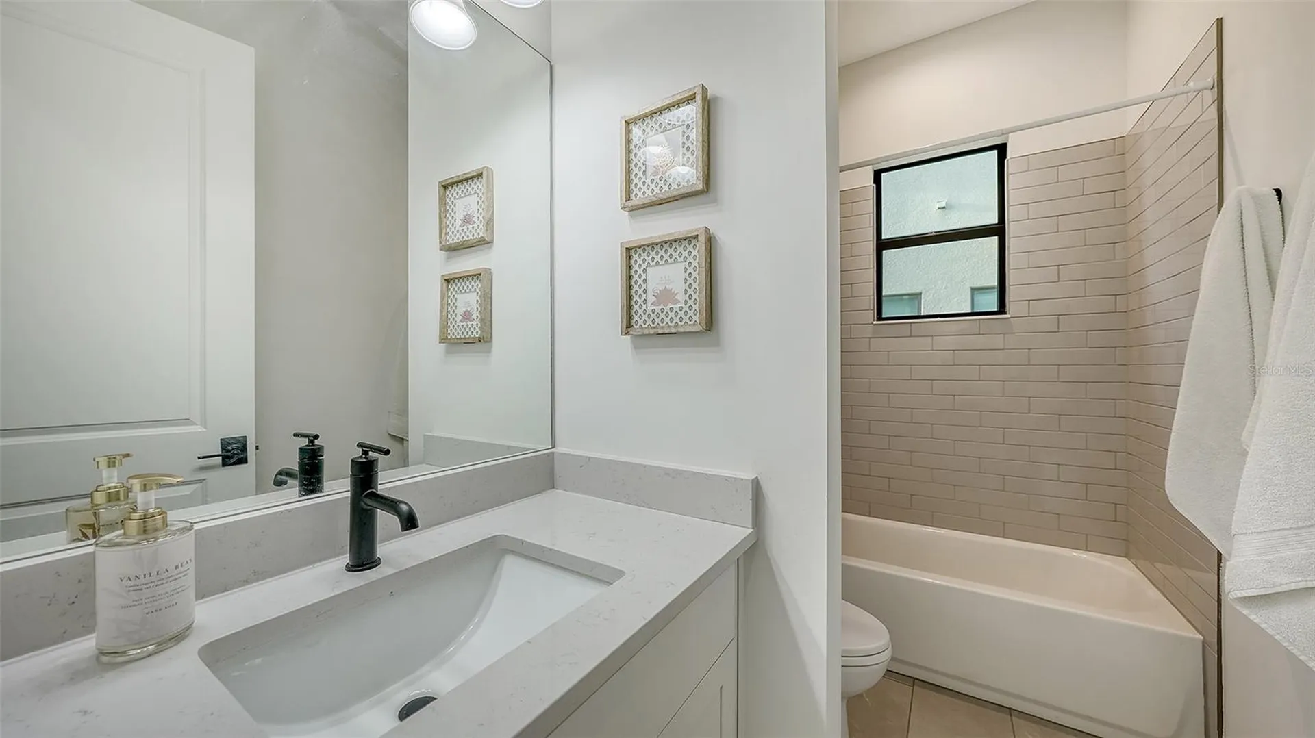 4513 Mondrian Court Sarasota FL 34240