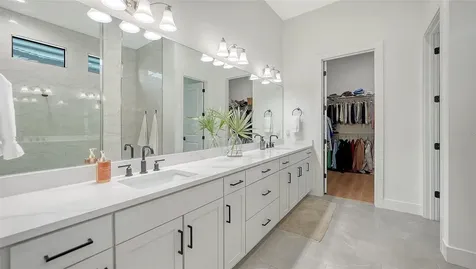 4513 Mondrian Court Sarasota FL 34240