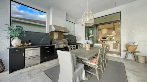 4513 Mondrian Court Sarasota FL 34240