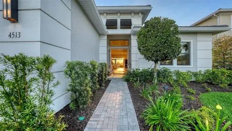 4513 Mondrian Court Sarasota FL 34240